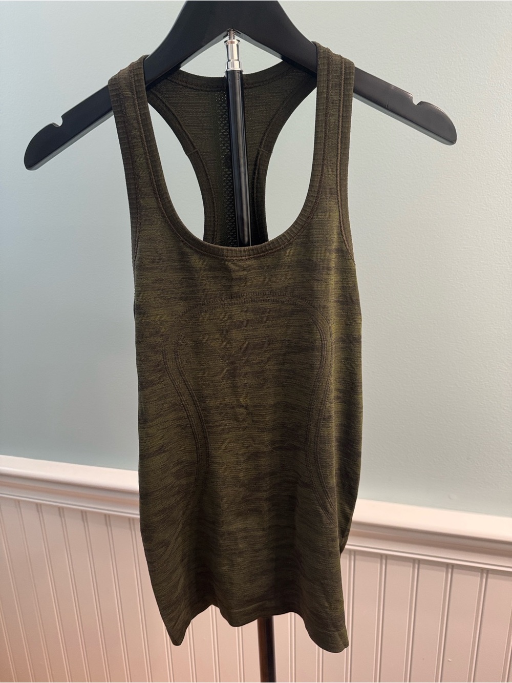 Lululemon Women’s Olive Green Racerback Yoga top
